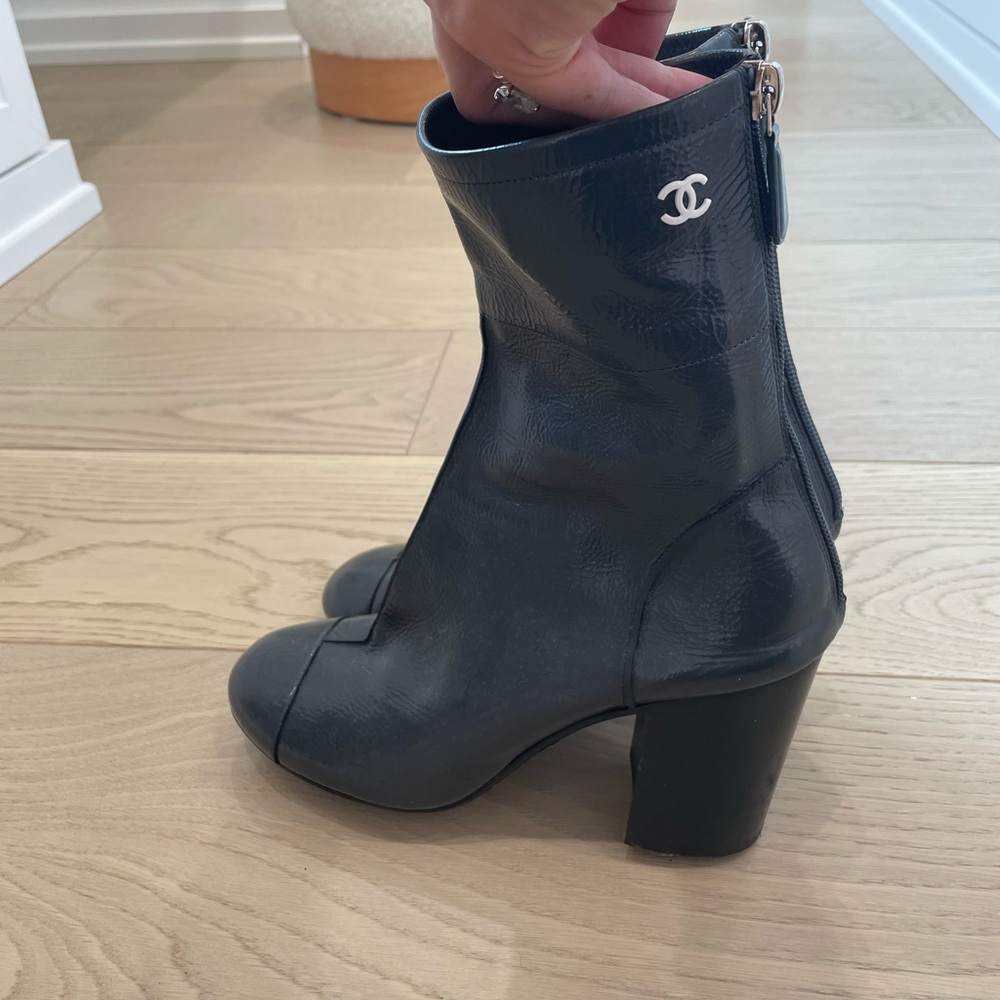 Black Leather Women's Chanel Boots